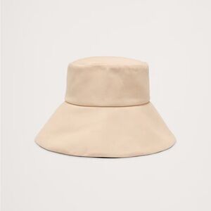 NWT Banana Republic ecru cotton twill bucket hat